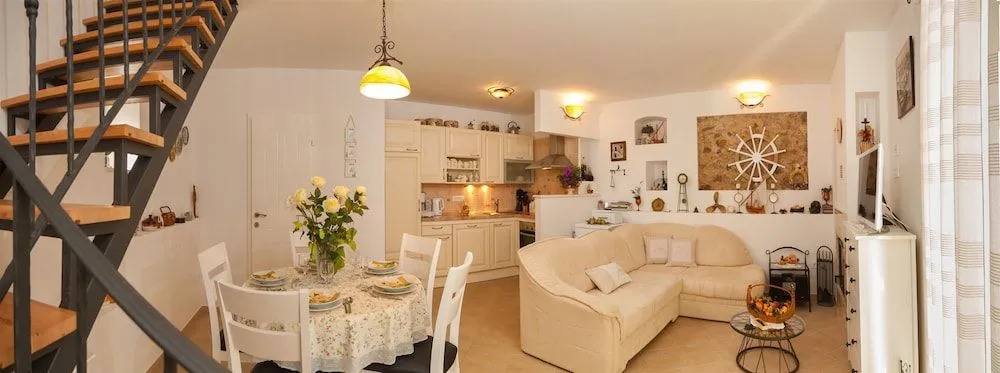 Villa Romantic
