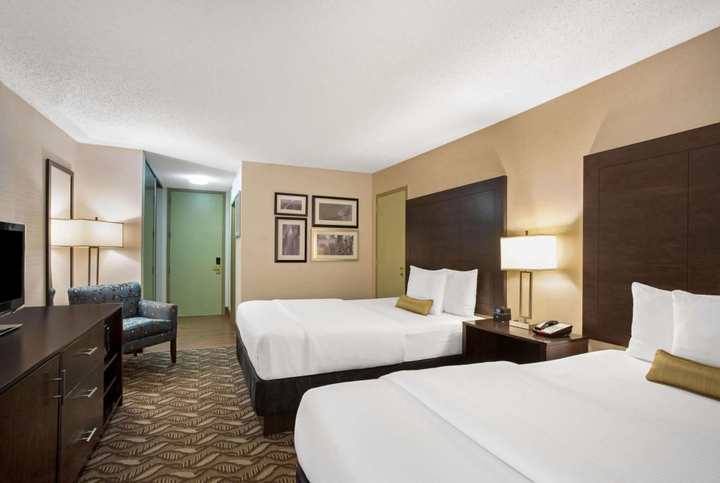 La Quinta by Wyndham Springfield