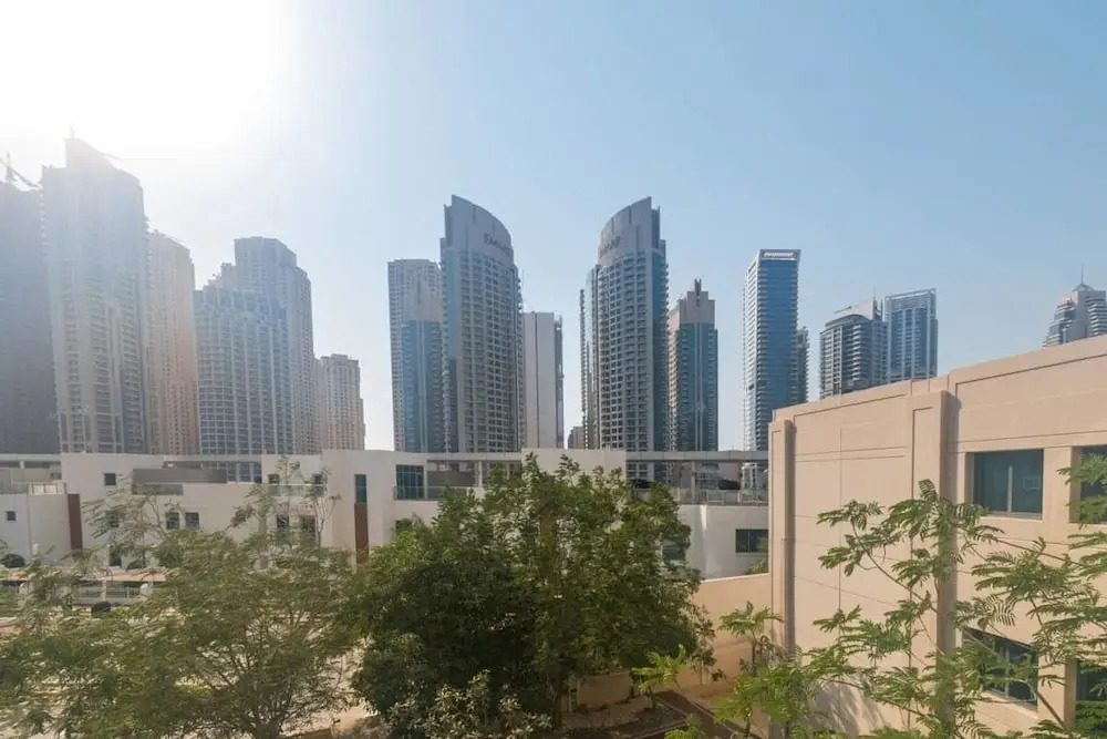 Spacious & Bright Apt In Marina, Sleep 6!