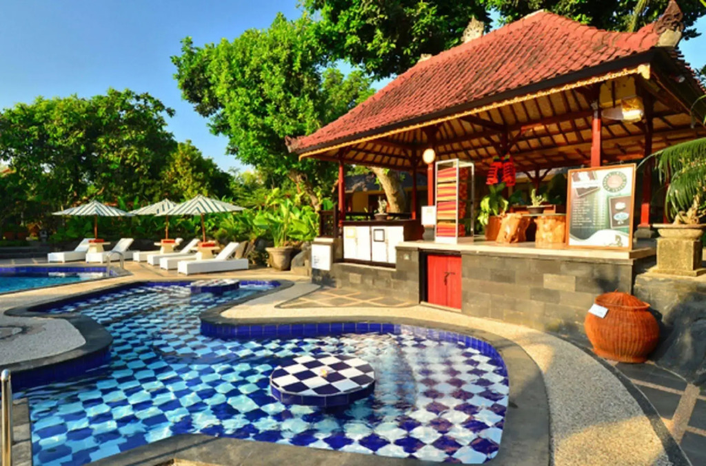 Inna Sindhu Beach Hotel & Resort