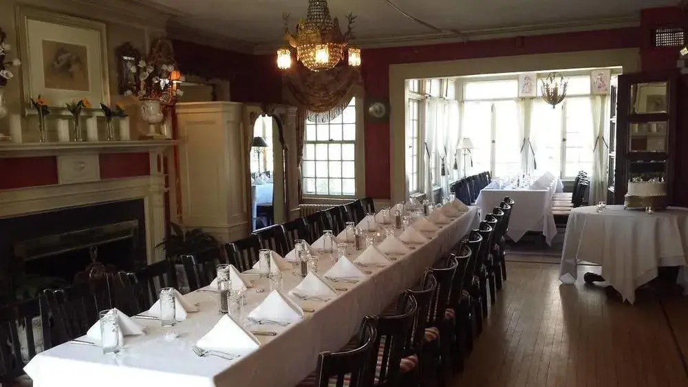Bee and Thistle Inn