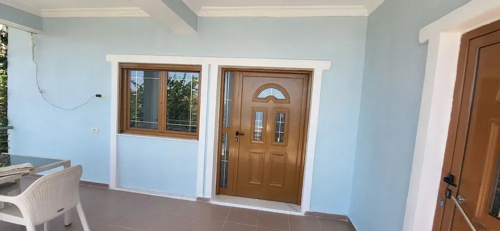 Jon rooms