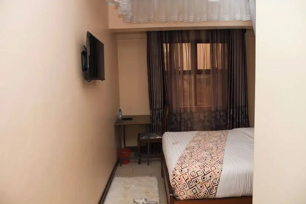 Golden Palace Hotel