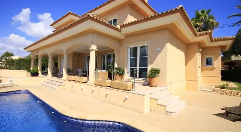 Villa Hiedra