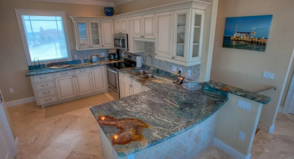 The Blue Horizon Apartment 9