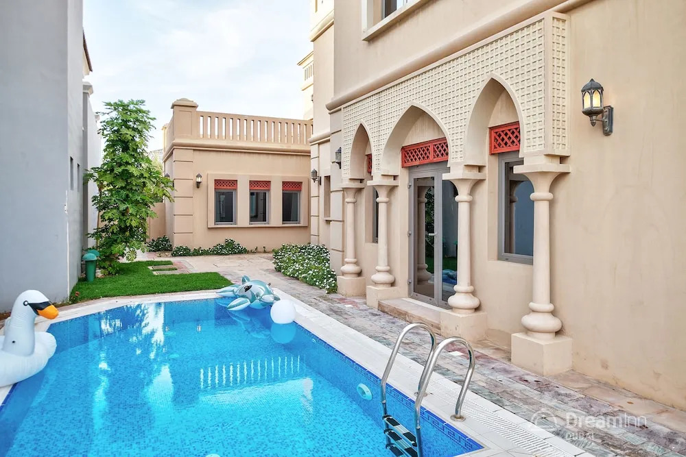 Dream Inn Dubai-Palm Island Retreat Villa
