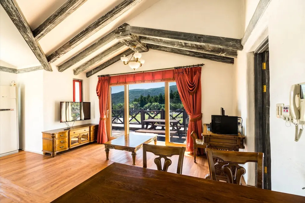 Yeats Vill Pension