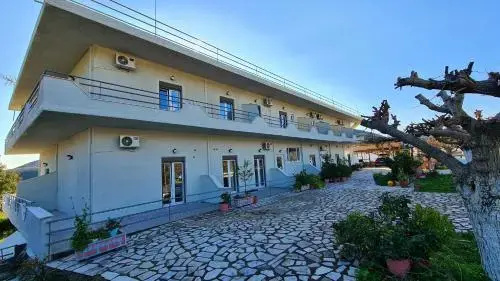 Amarandos Studios