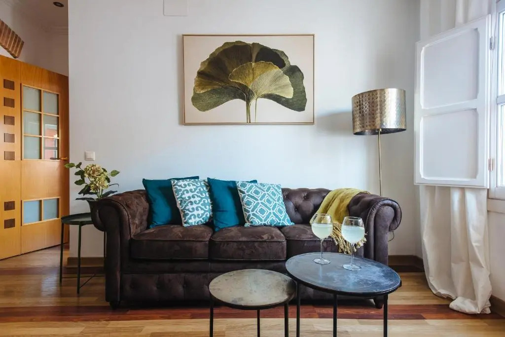 Hostly Orfila 3A-3B exclusive Penthouse-Center-Fibre-Parking Optional