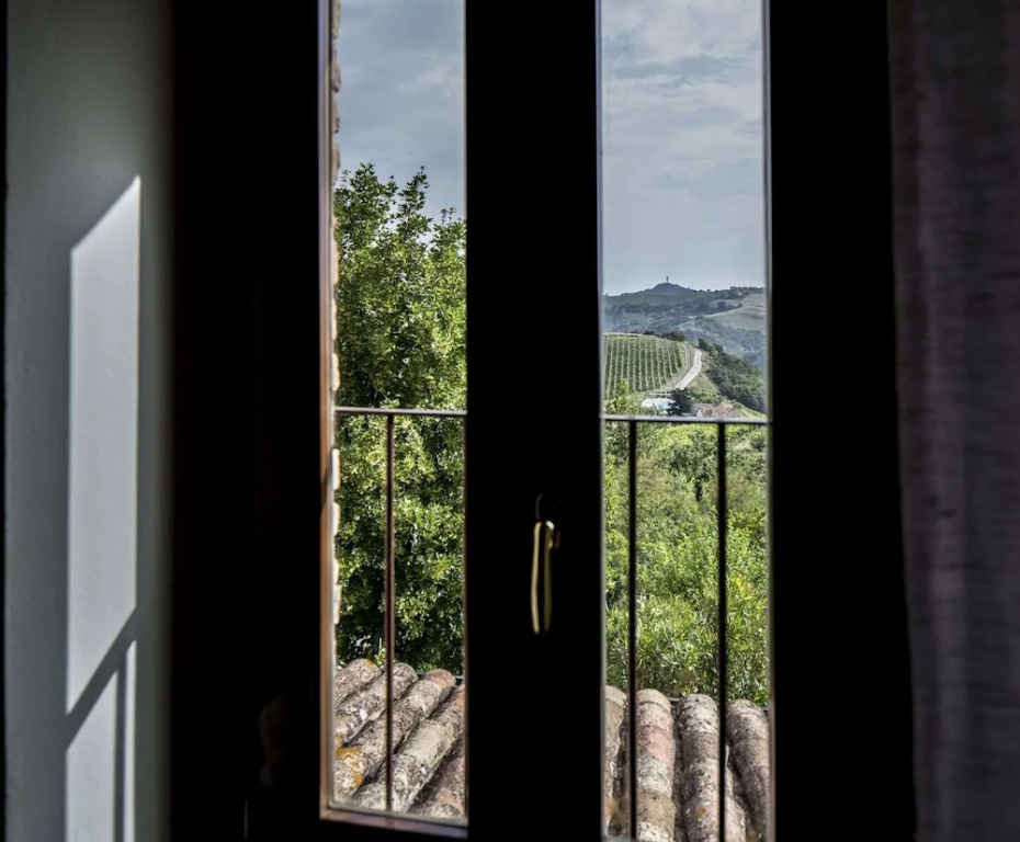 Hillside Retreat in San Savino