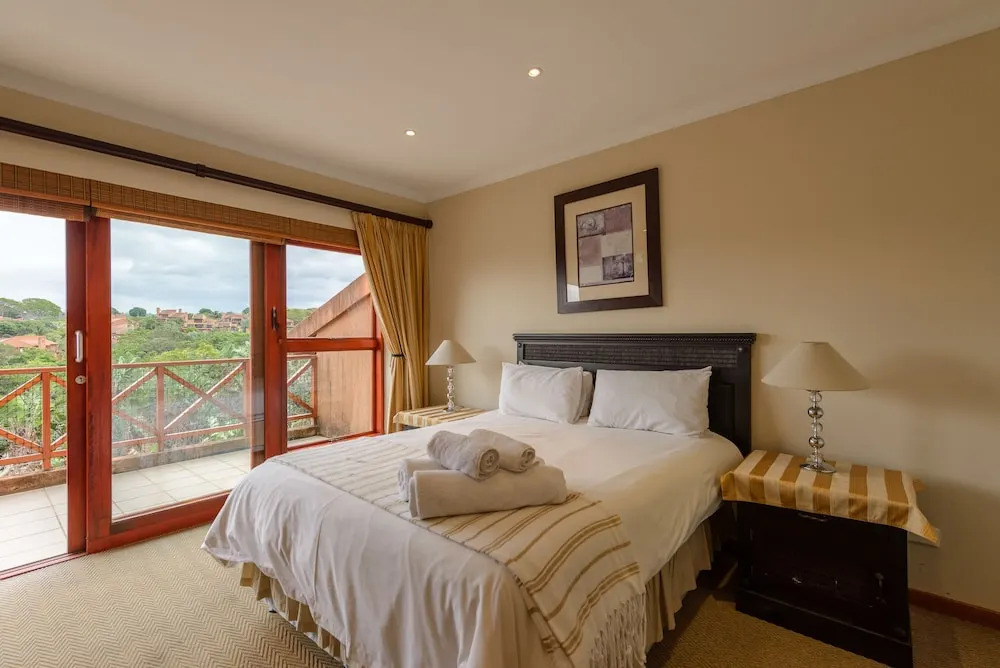 San Lameer Villa Rentals  10905