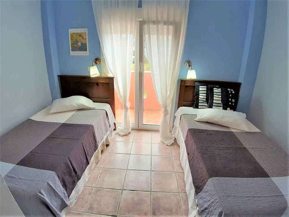 Ydna apartments