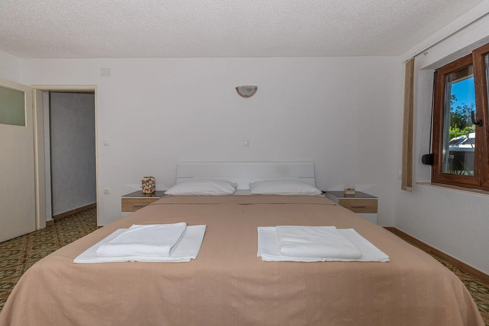 Apartments Pilas