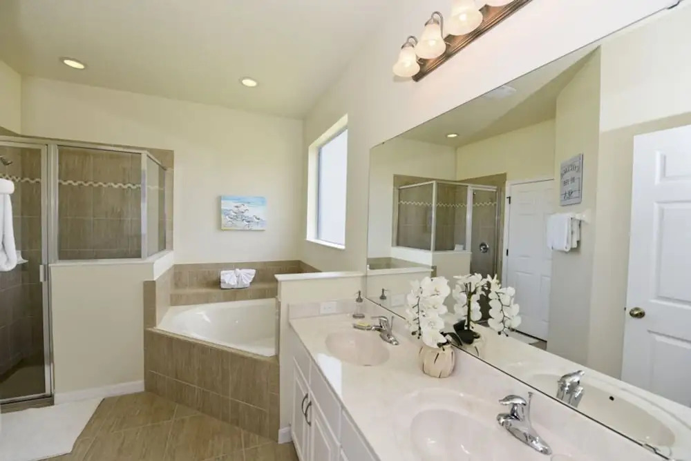 Watersong Resort by Florida Star Vacations