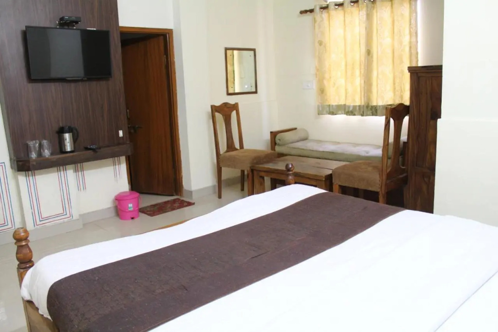Hotel Raghuraj Palace