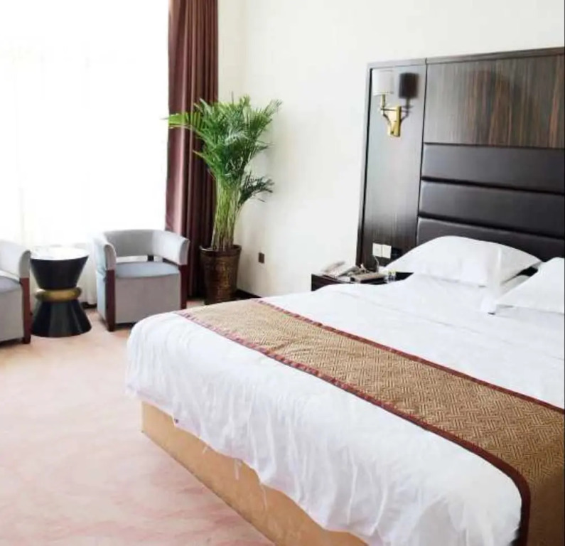 Luoyang Lidu Weike Hotel