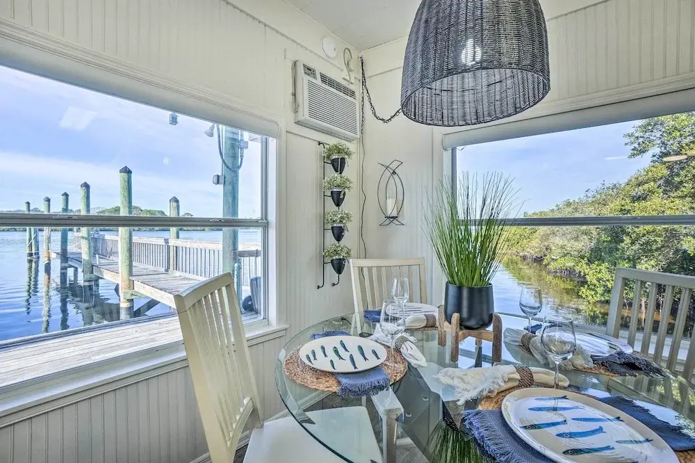 Waterfront Tarpon Springs Vacation Rental!