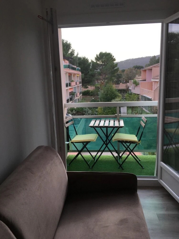 Studio in Bormes-les-mimosas, With Furnished Balcony and Wifi - 2 km F