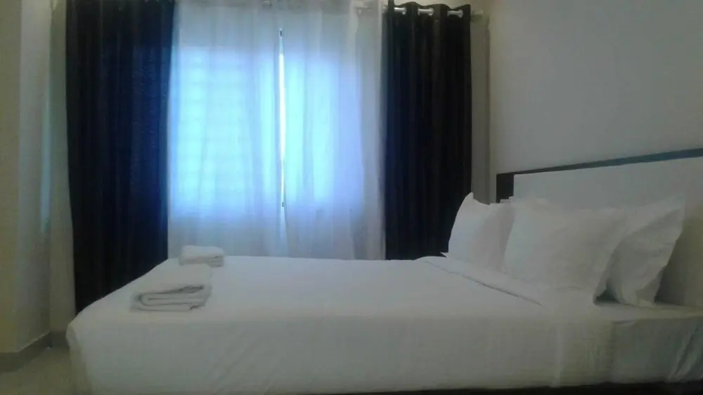 Mint Brookefield Suites