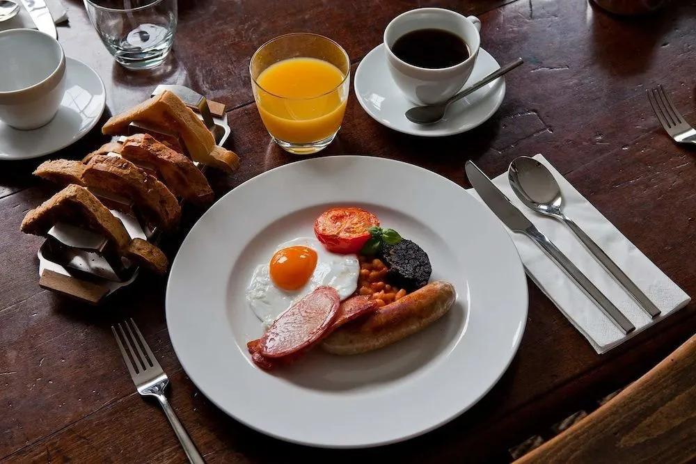 Coed Mawr Hall Bed & Breakfast