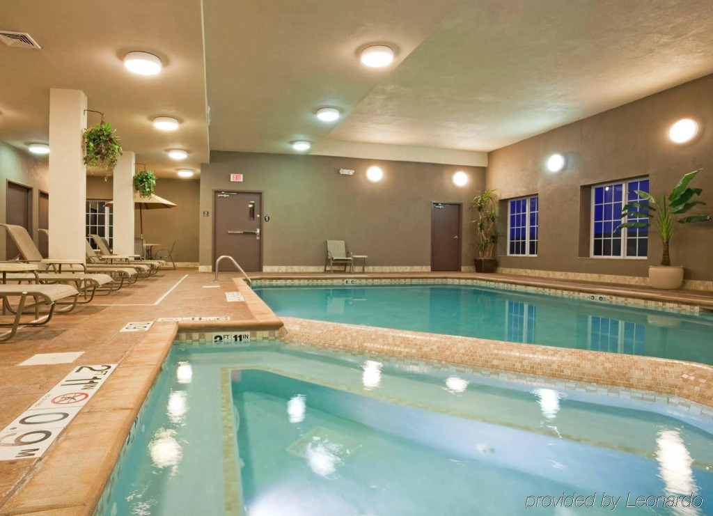 Holiday Inn Express Hotel & Suites Eau Claire North by IHG