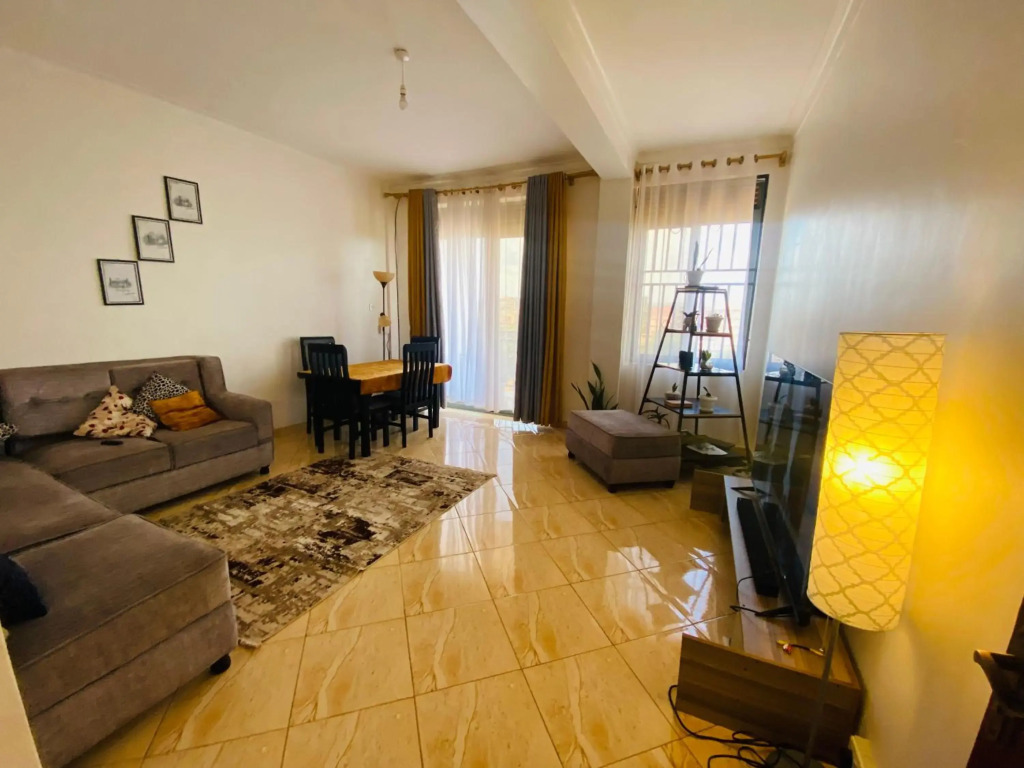 J&R - Lovely two bedroom apartment in Jinja.