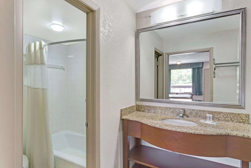 Travelodge by Wyndham Williamsburg Colonial Area