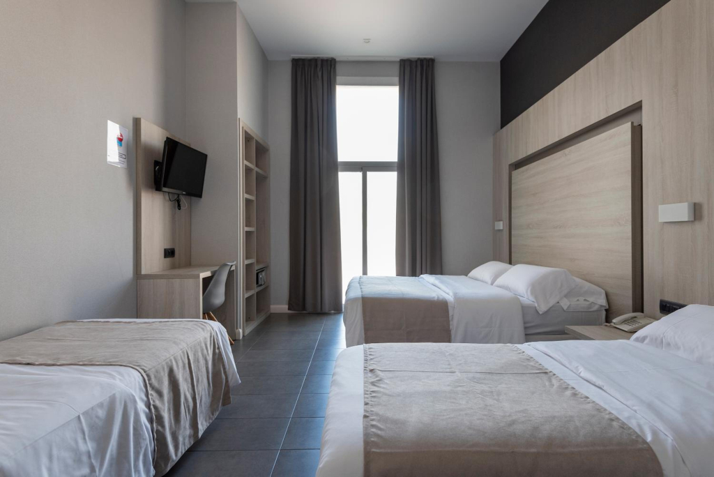 Plaza Goya Rooms
