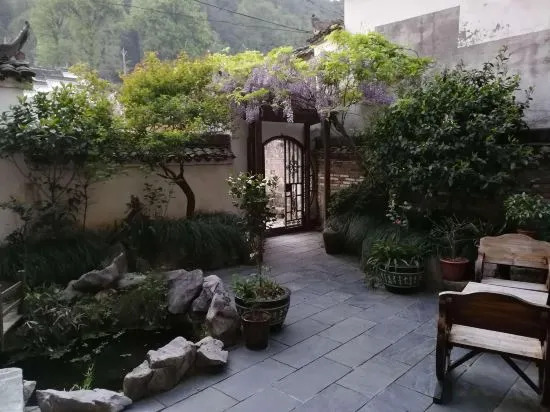 Yaoli Ancient Town Hotel