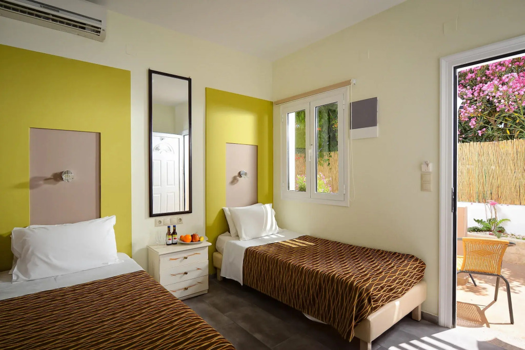 Kastro Apartments