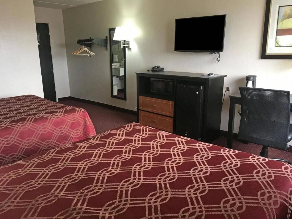 Americas Best Value Inn - Omaha
