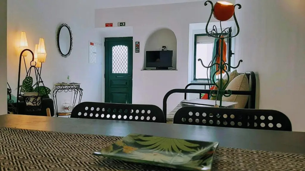 Happy Terrace Downtown Tiny House 100% Portuguese