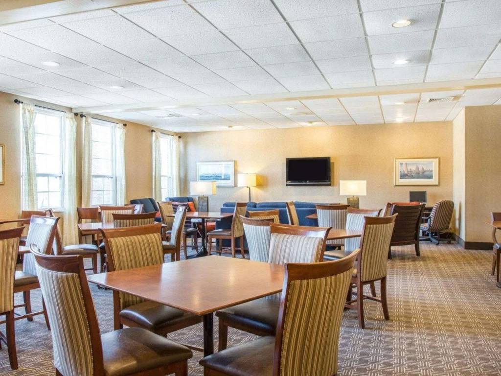 Best Western Mystic Hotel
