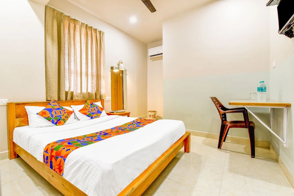 Fabhotel Ashirwad