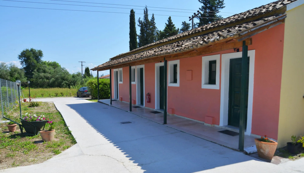 Joanna Apartments