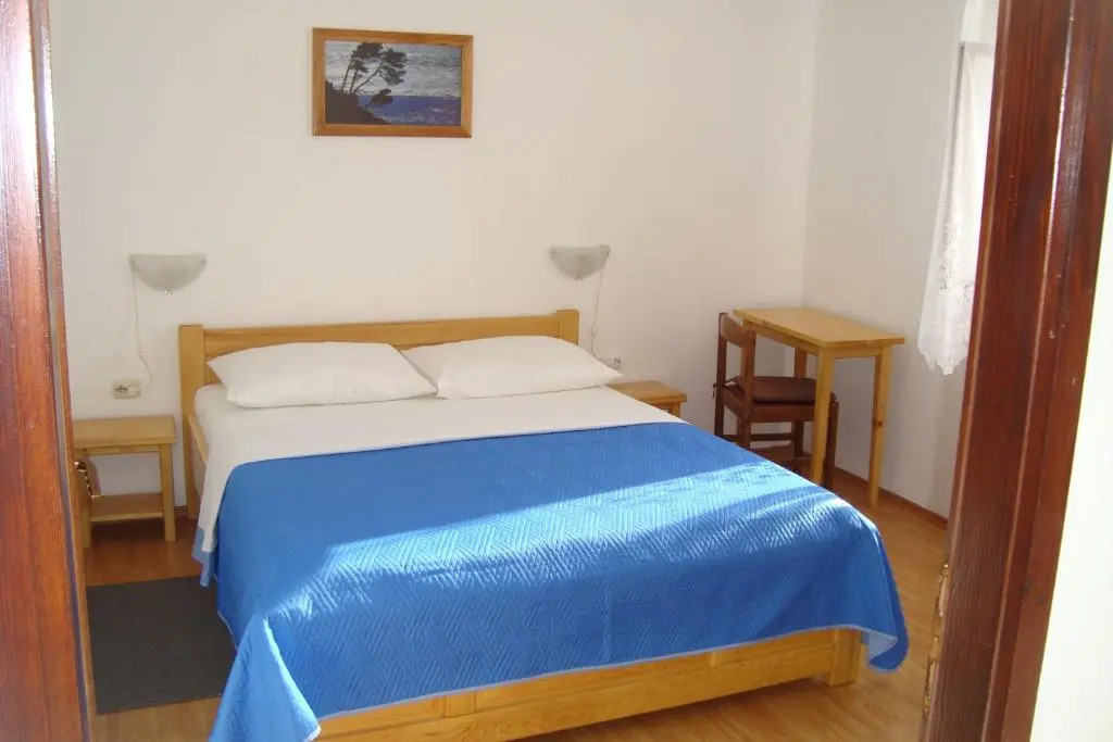 Apartment Ante