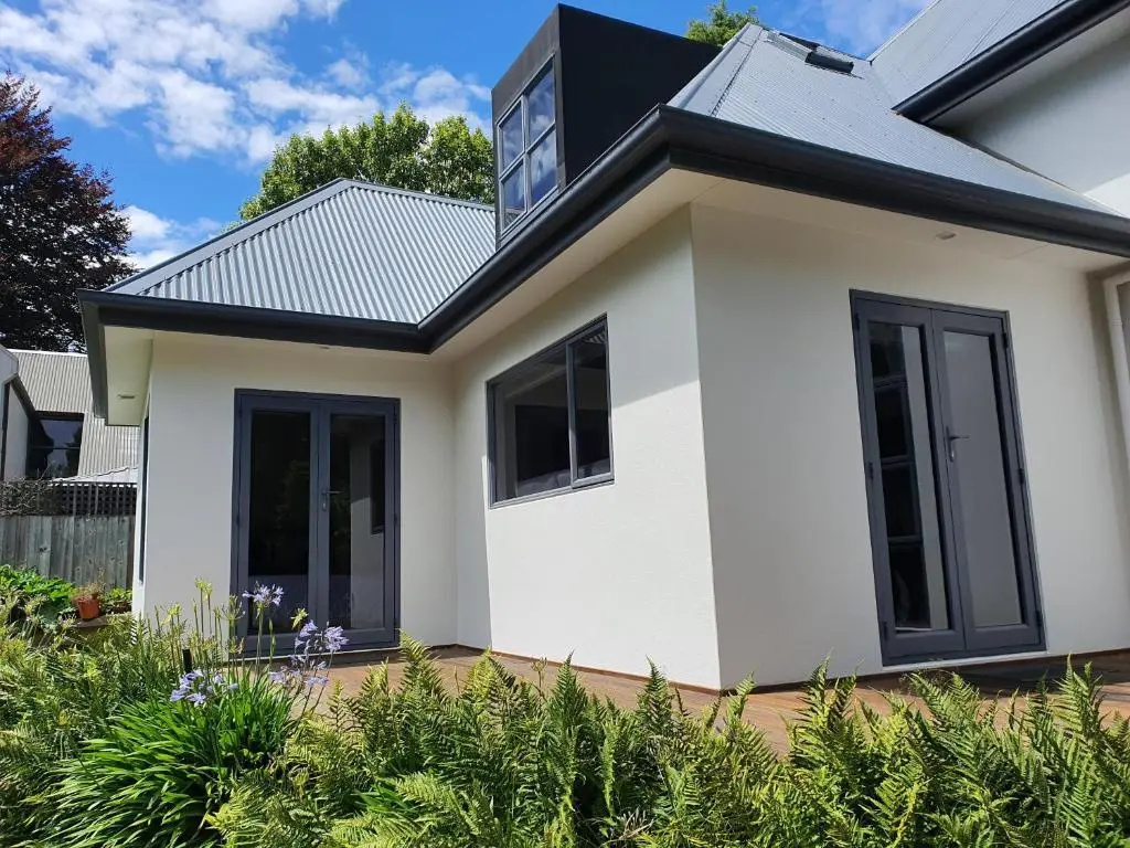 Christchurch Airport House