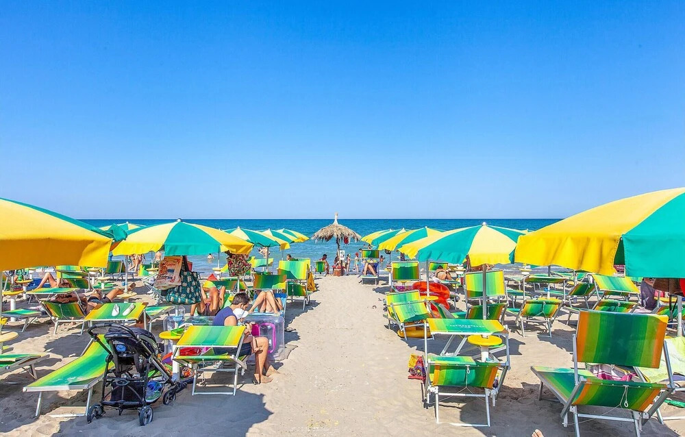 Awesome Apartment in Martinsicuro With Wifi and 2 Bedrooms