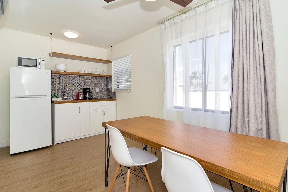 Nevada Beach Apartments