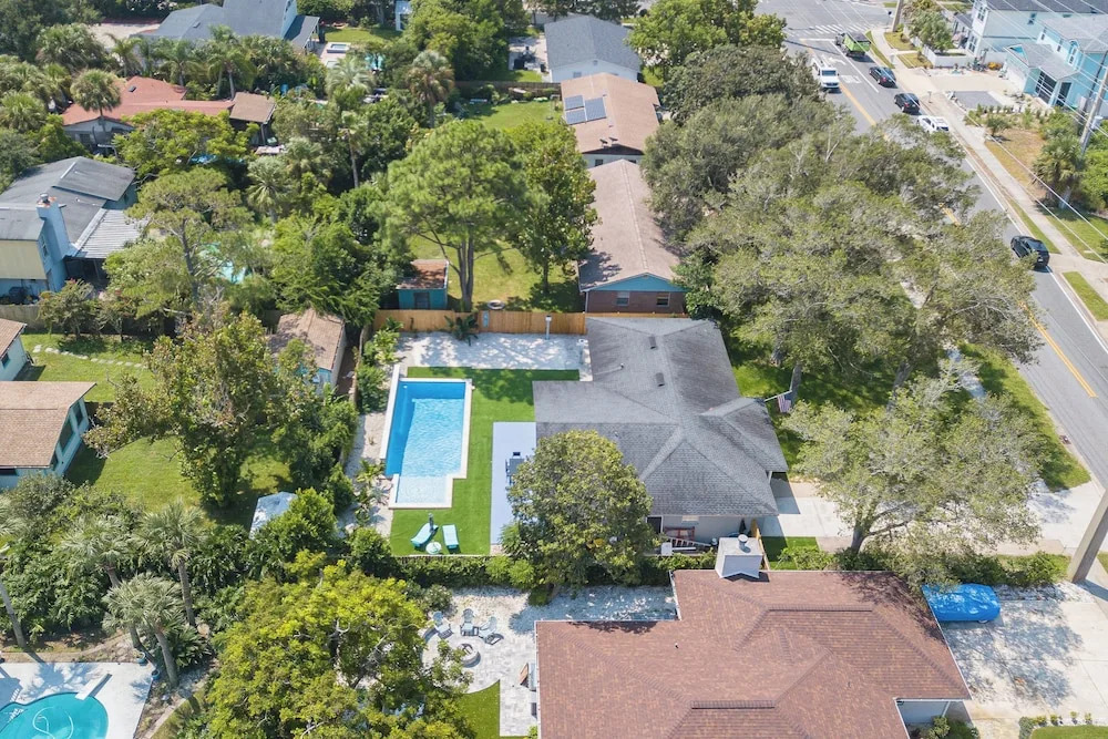 Coastal Home w/ Heated Pool: Mins to Beach & Mayo!