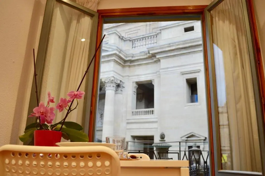 TOP APARTMENT frente a la Catedral