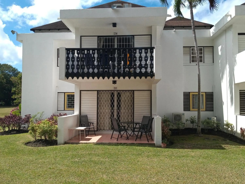 213 Golden Grove