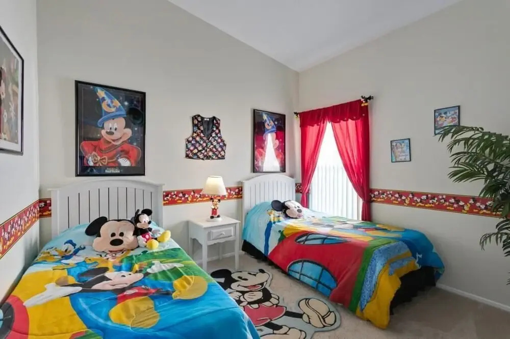 Hampton Lakes 4 Bedroom Home Private Pool 15 Min to Disney