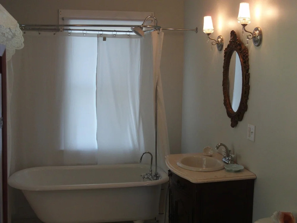The Chandler House Bed and Breakfast