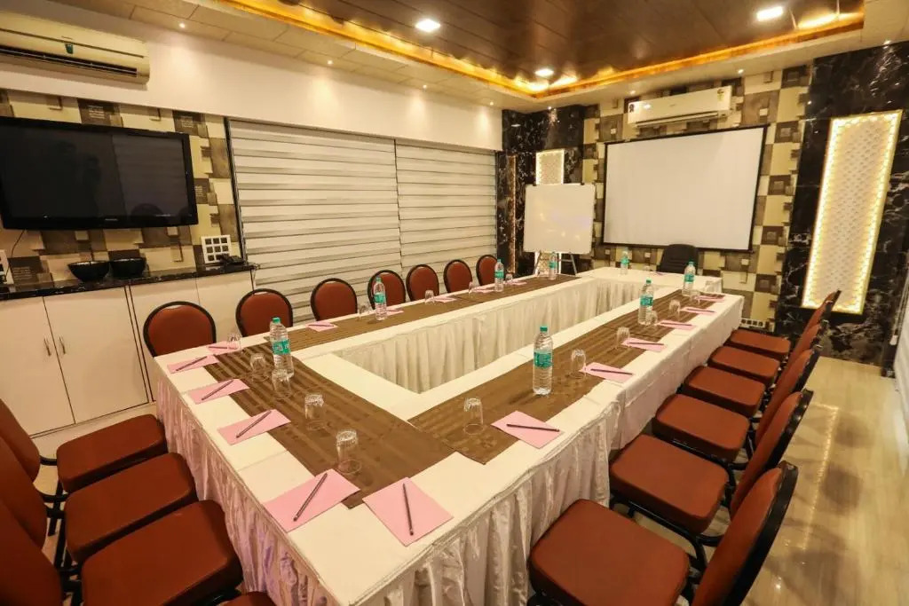 Jyoti Dwelling Hotel