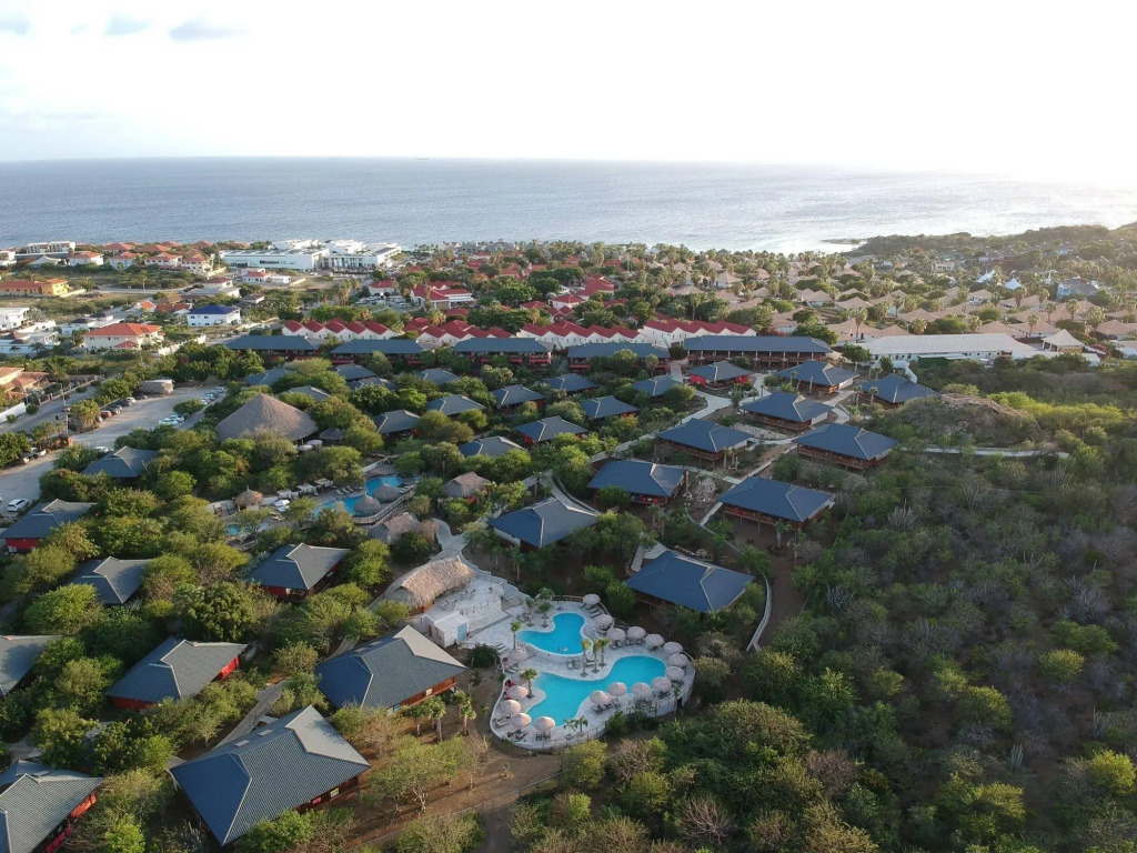 Morena Resort