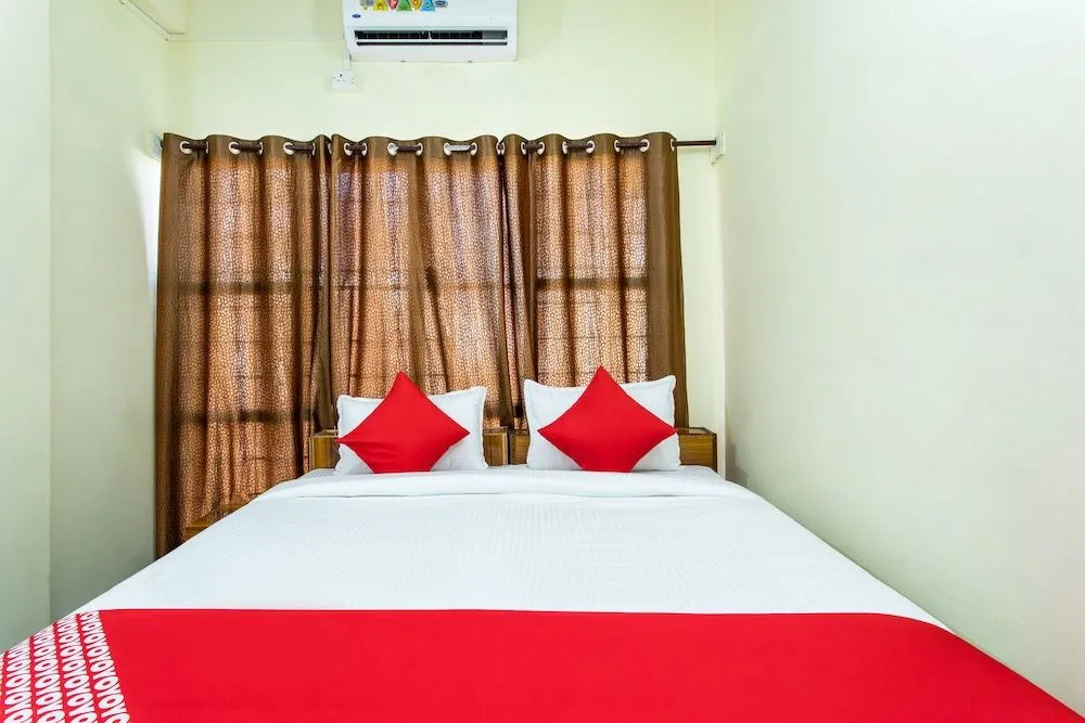 Oyo 24844 Hotel Samrat