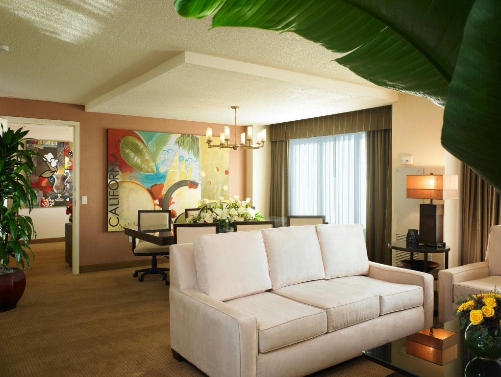 DoubleTree Suites By Hilton Anaheim Resort/Convention Center