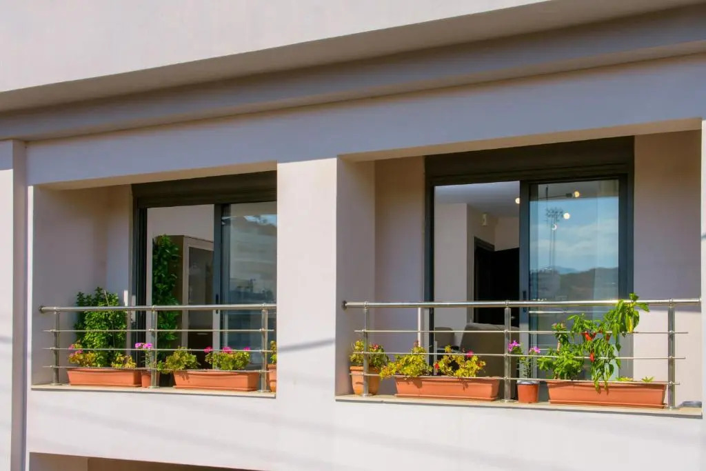 Hra House