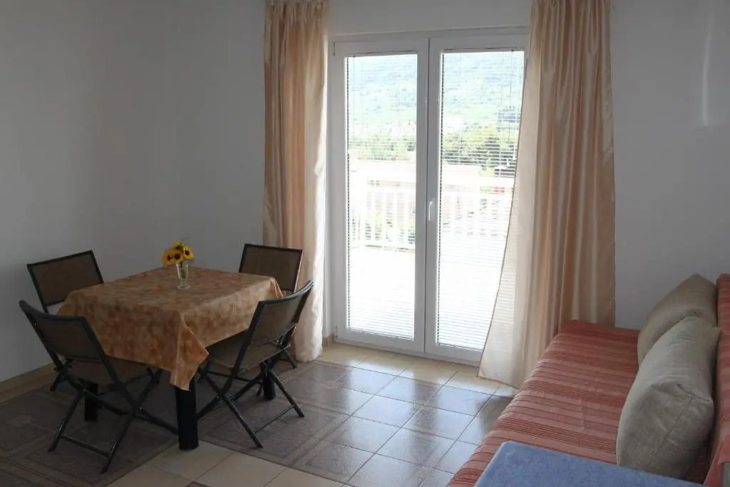Apartments Marinko